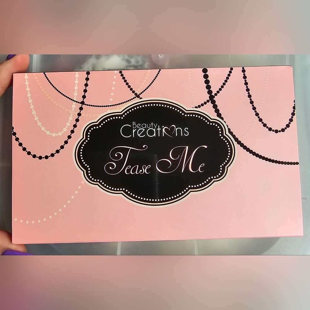 Beauty Creations Tease Me Eye Shadow Pallet